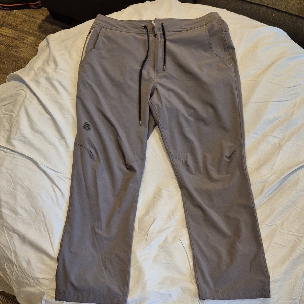Stio Men's CFS Board Pants Size 34 Short